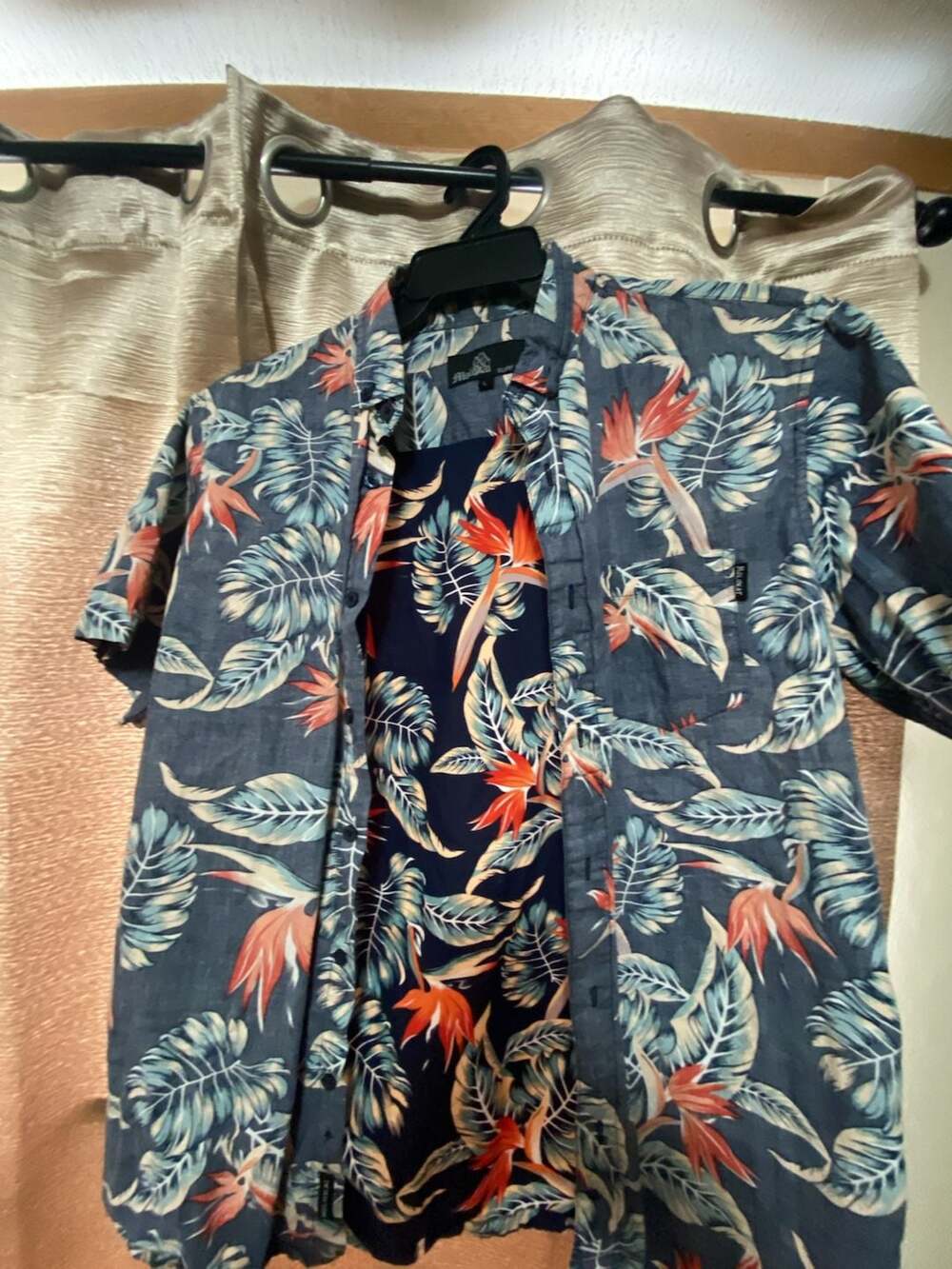 Mens Molokai Surf Co. Hawaiian Print Shirt XL Clothing Birds of Paradise